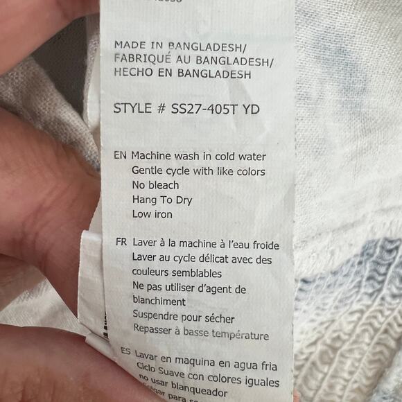 ReVamped Linen Blend Tie Dye Blue & White Cropped Top Size Medium Smocked - Picture 7 of 9